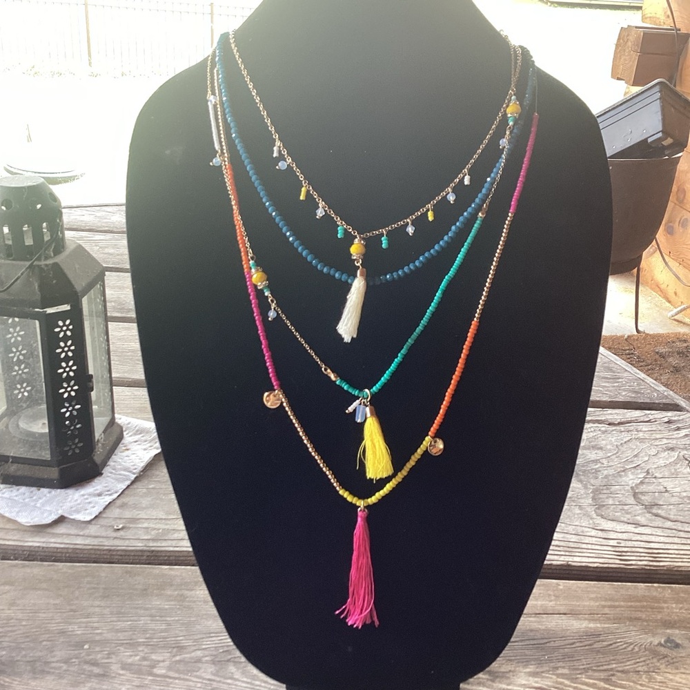 Premier Designs Aloha necklace 4 in 1 tropical colors